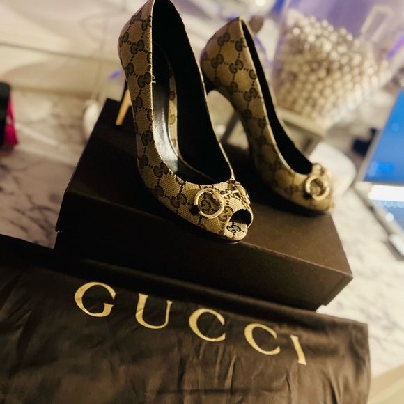 Meet your Posher, Ingrid! - Picture 12 of 12